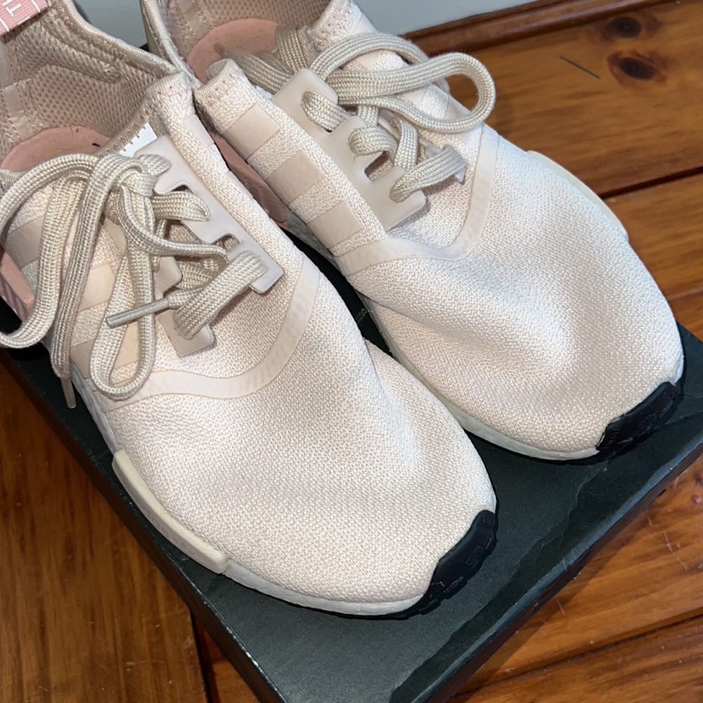 Adidas NMD R1 - Picture 7 of 13